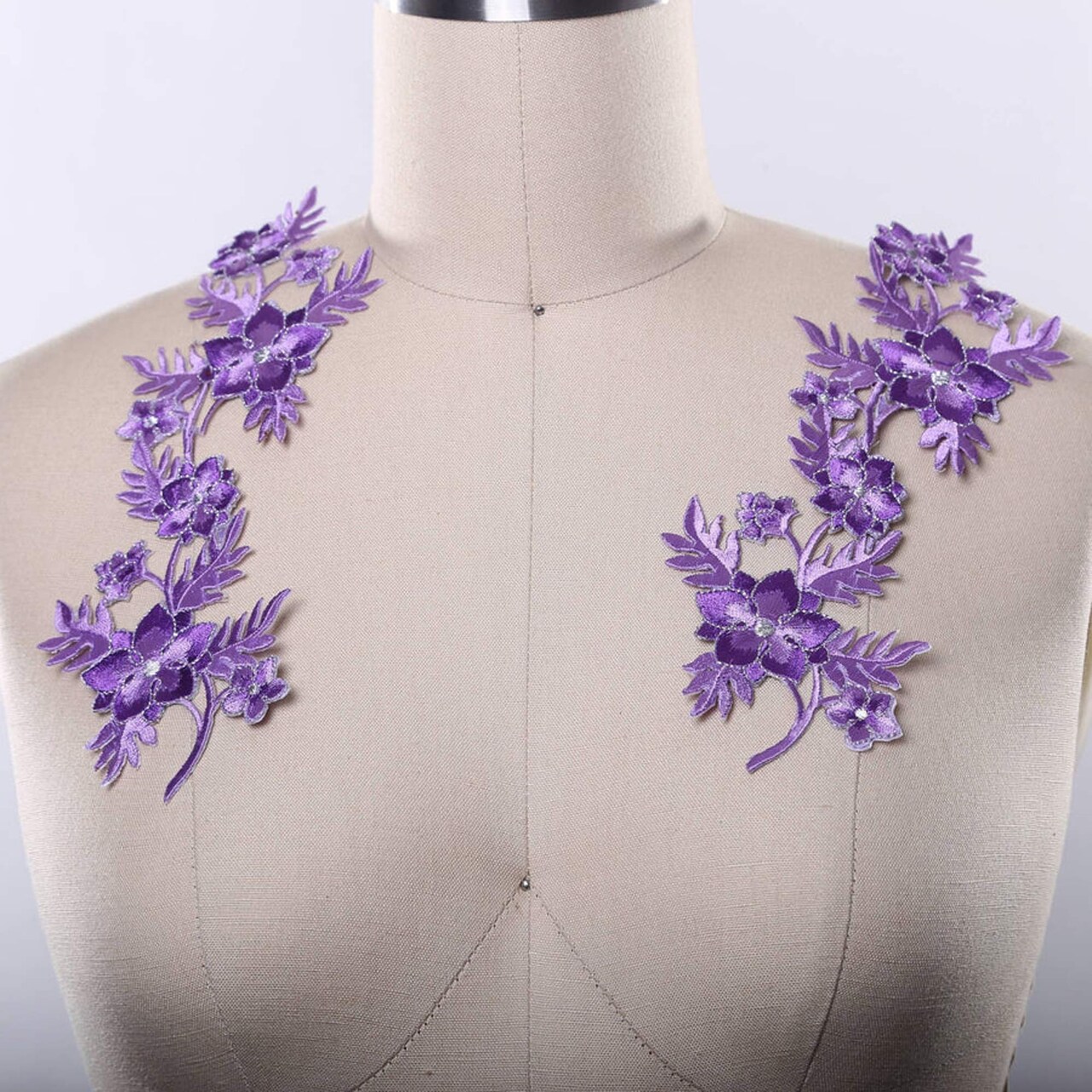 2 Pieces Purple Lilac Flower Patches Embroidered Iron-On Lily Appliques for Clothing & Crafts